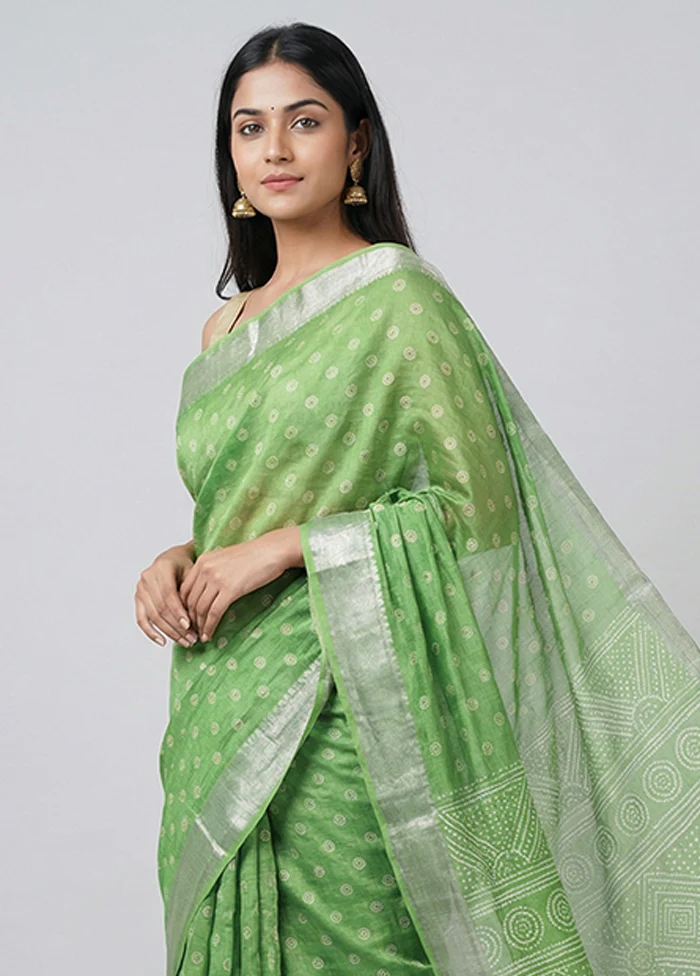Green Dupion Silk Saree With Blouse Piece - Image 2