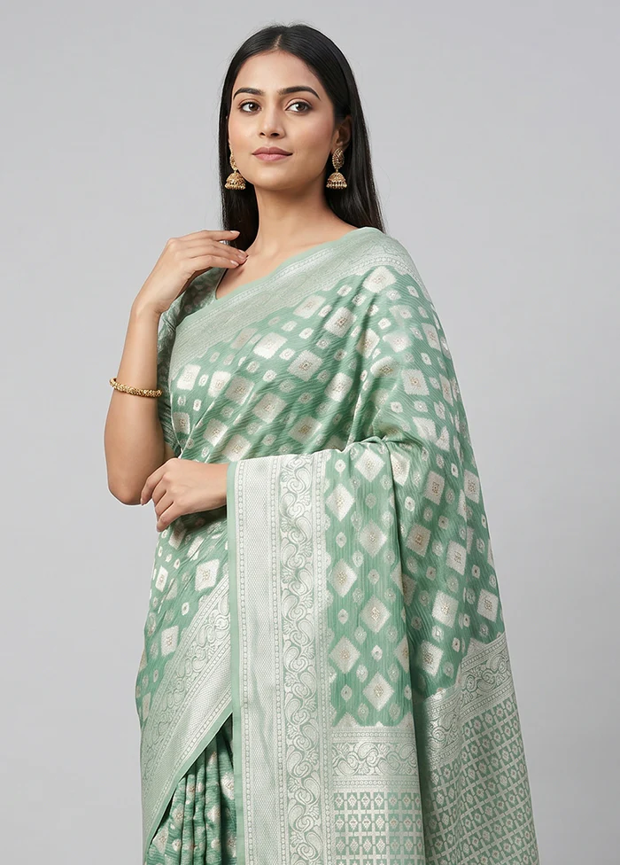 Green Dupion Silk Saree With Blouse Piece - Image 2