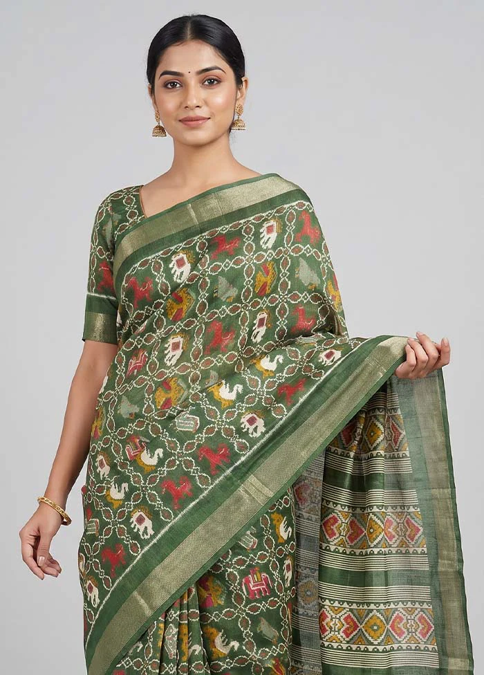 Green Dupion Silk Saree With Blouse Piece - Image 2