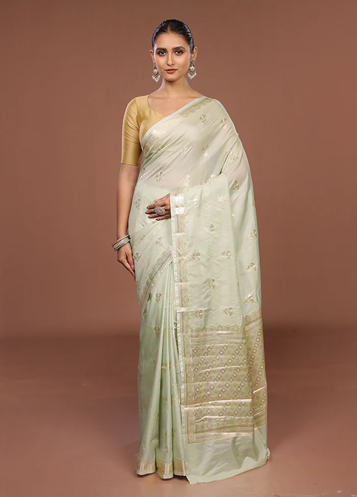 Green Dupion Silk Saree With Blouse Piece - Image 2
