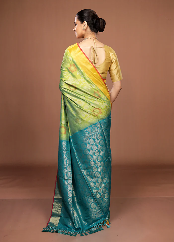 Green Dupion Silk Saree With Blouse Piece - Image 3