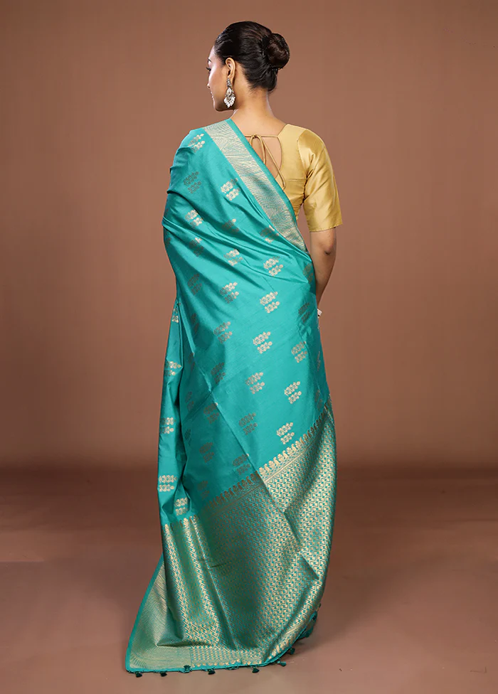 Green Dupion Silk Saree With Blouse Piece - Image 3