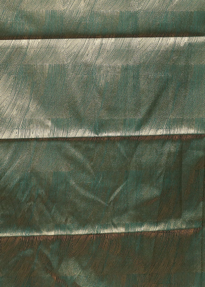 Green Dupion Silk Saree With Blouse Piece - Image 5