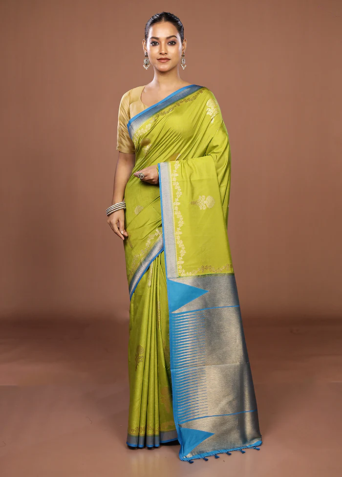 Green Dupion Silk Saree With Blouse Piece - Image 2