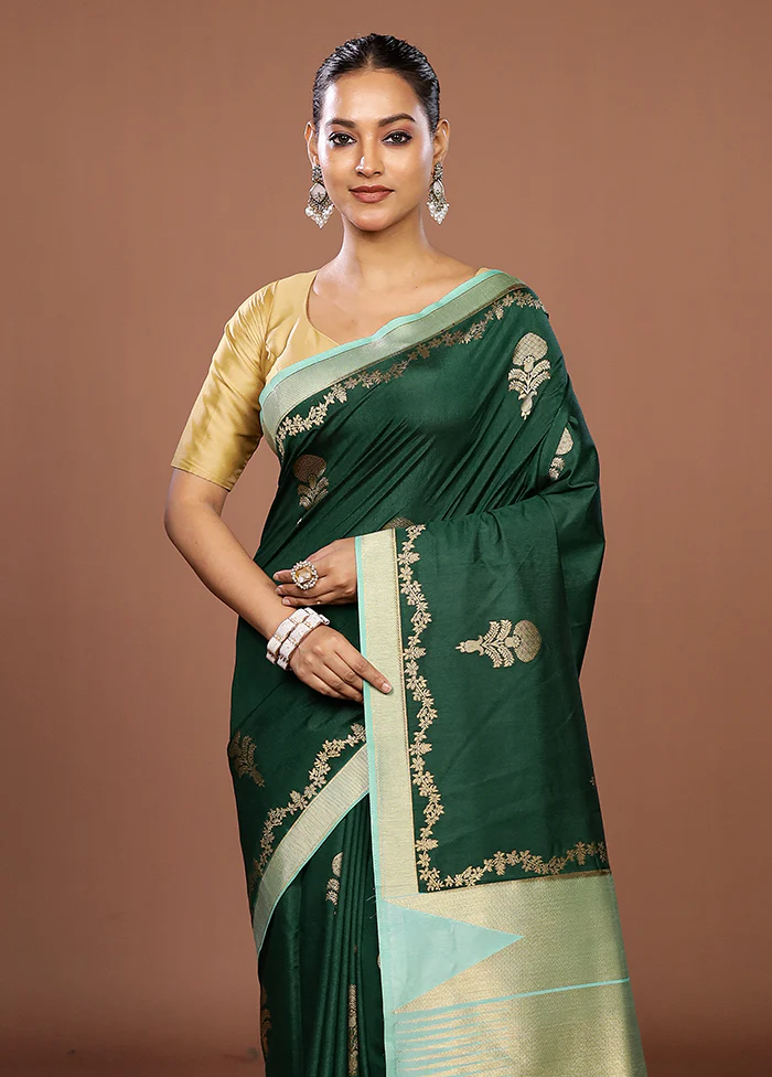Green Dupion Silk Saree With Blouse Piece