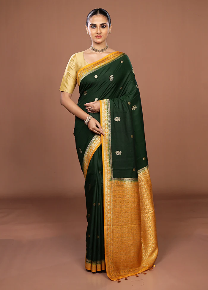Green Dupion Silk Saree With Blouse Piece - Image 2