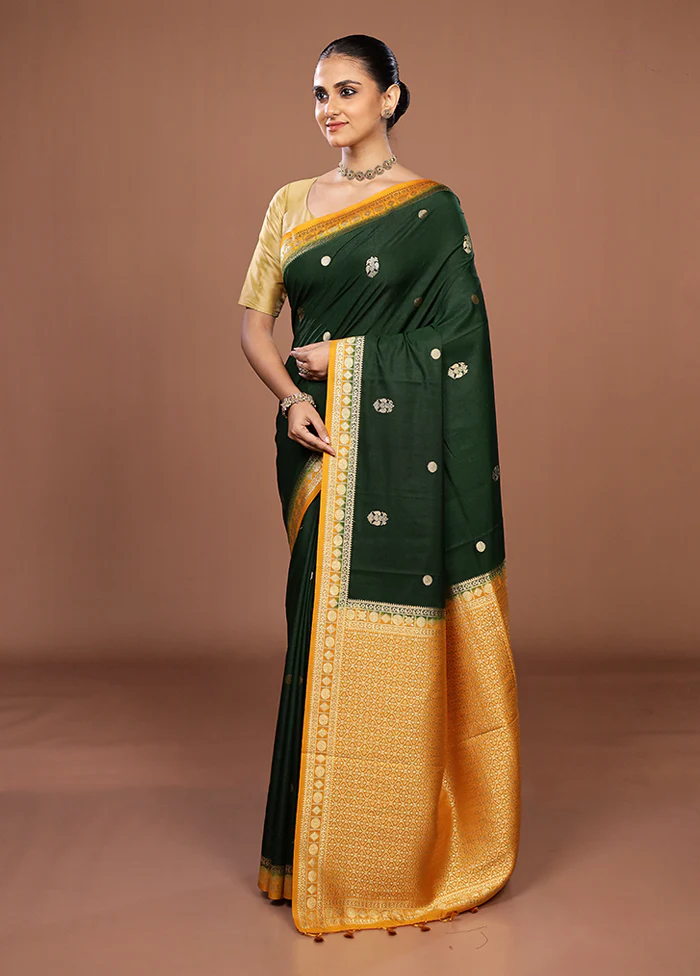 Green Dupion Silk Saree With Blouse Piece - Image 4