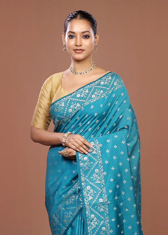 Green Dupion Silk Saree With Blouse Piece