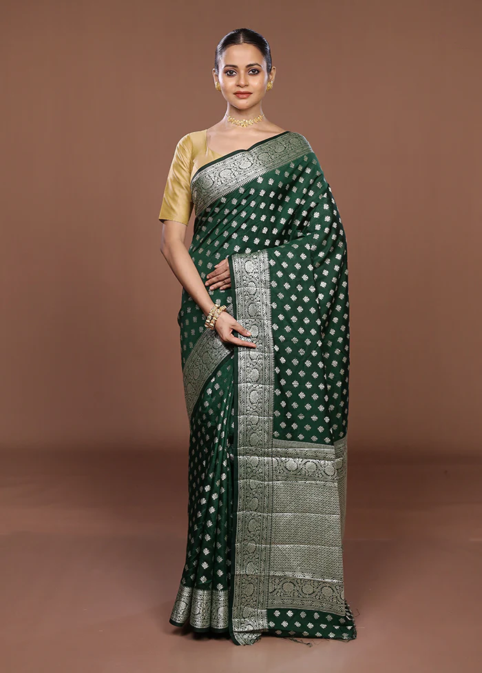 Green Dupion Silk Saree With Blouse Piece - Image 2