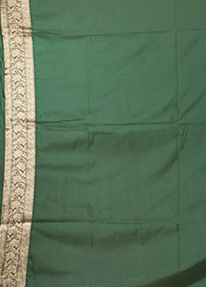 Green Dupion Silk Saree With Blouse Piece - Image 5
