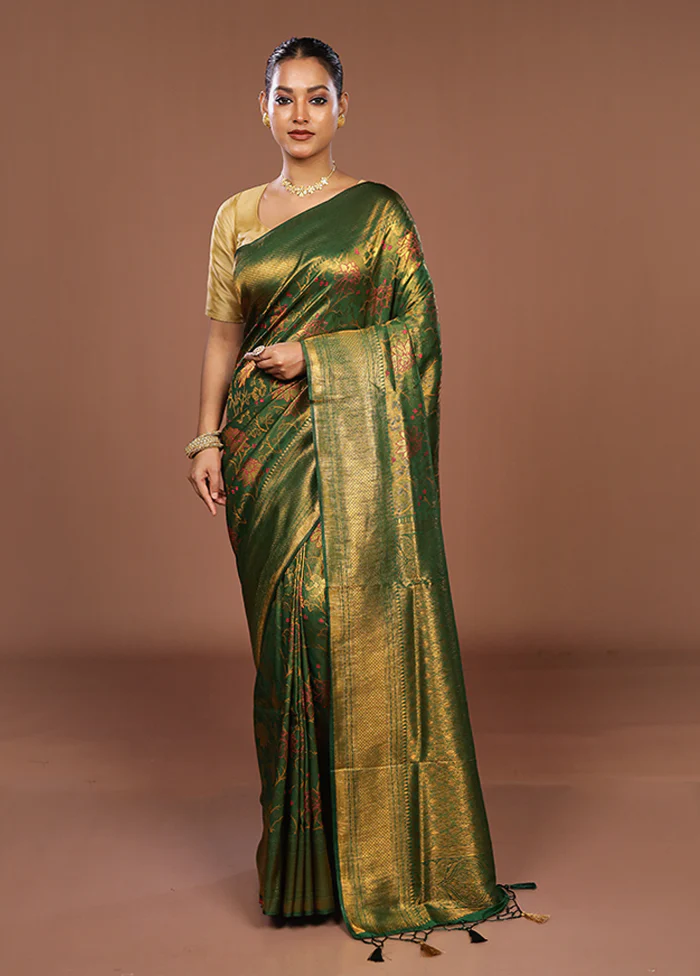 Green Dupion Silk Saree With Blouse Piece - Image 2