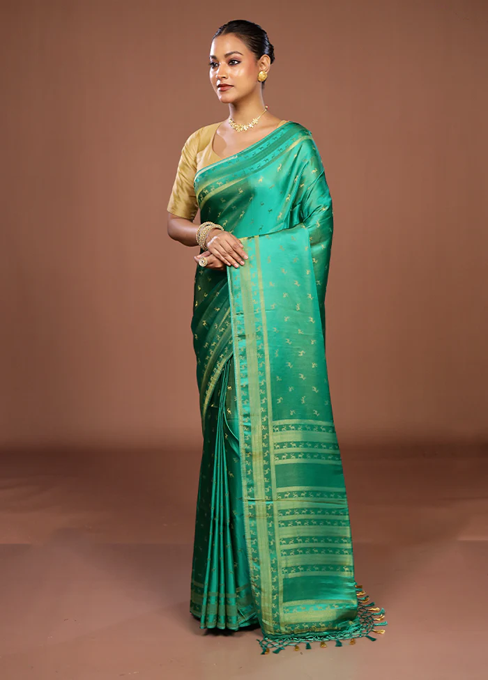 Green Dupion Silk Saree With Blouse Piece - Image 4