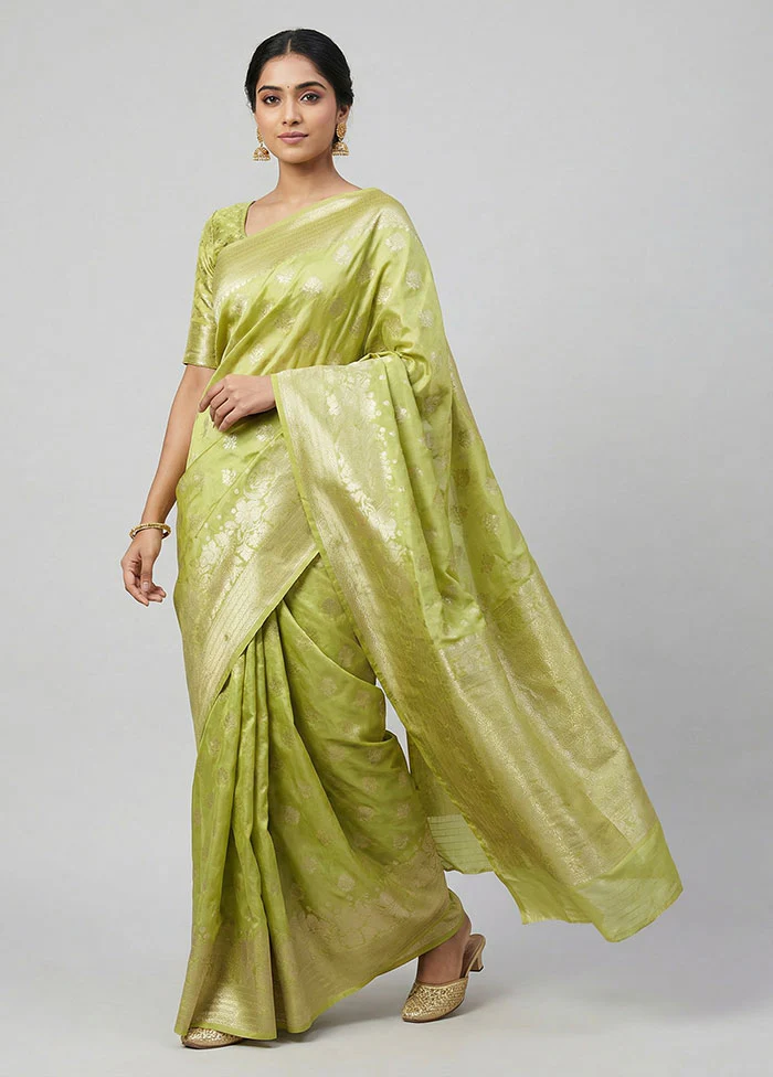 Green Dupion Silk Saree With Blouse Piece