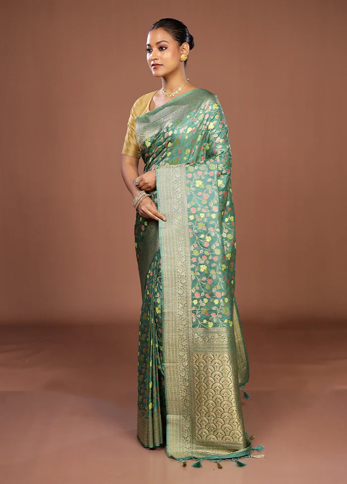 Green Dupion Silk Saree With Blouse Piece - Image 4