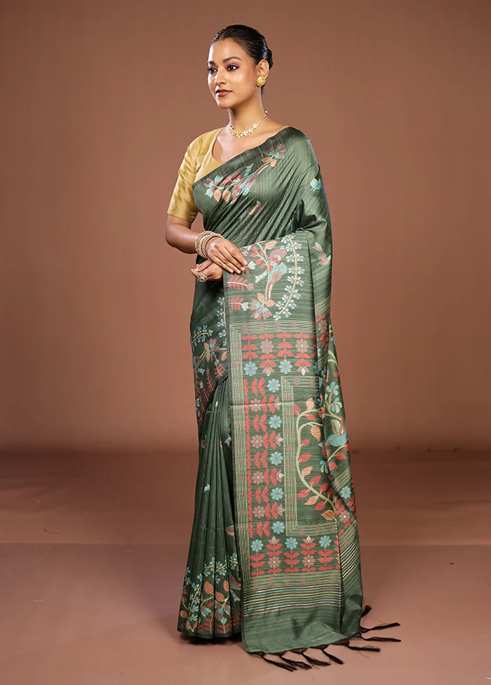 Green Dupion Silk Saree With Blouse Piece - Image 4
