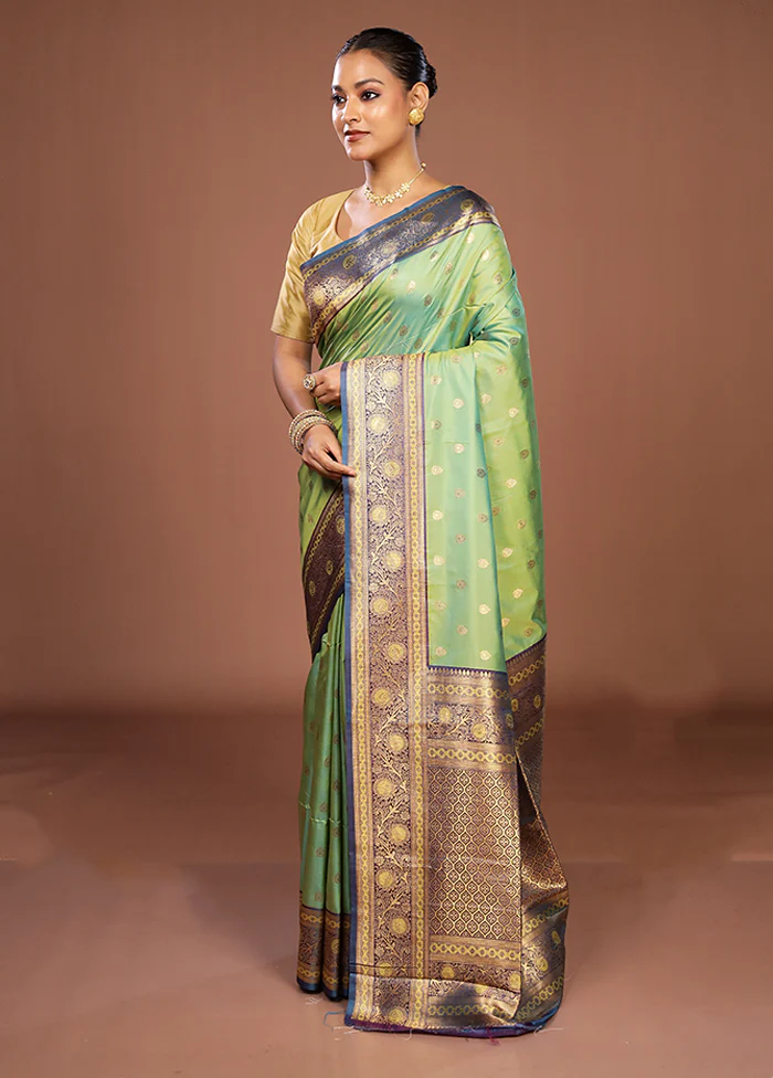 Green Dupion Silk Saree With Blouse Piece - Image 4
