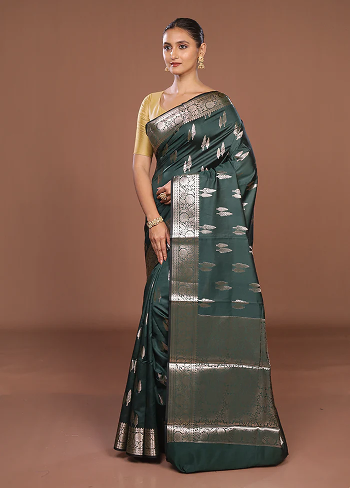 Green Dupion Silk Saree With Blouse Piece - Image 4