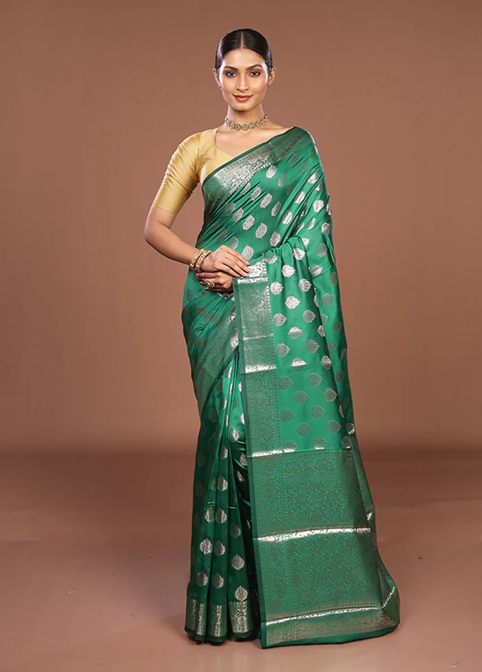 Green Dupion Silk Saree With Blouse Piece - Image 2