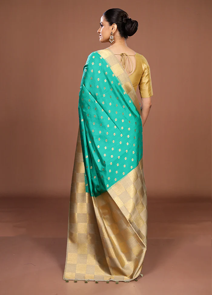 Green Dupion Silk Saree With Blouse Piece - Image 3