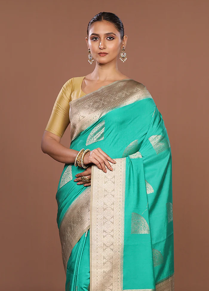 Green Dupion Silk Saree With Blouse Piece