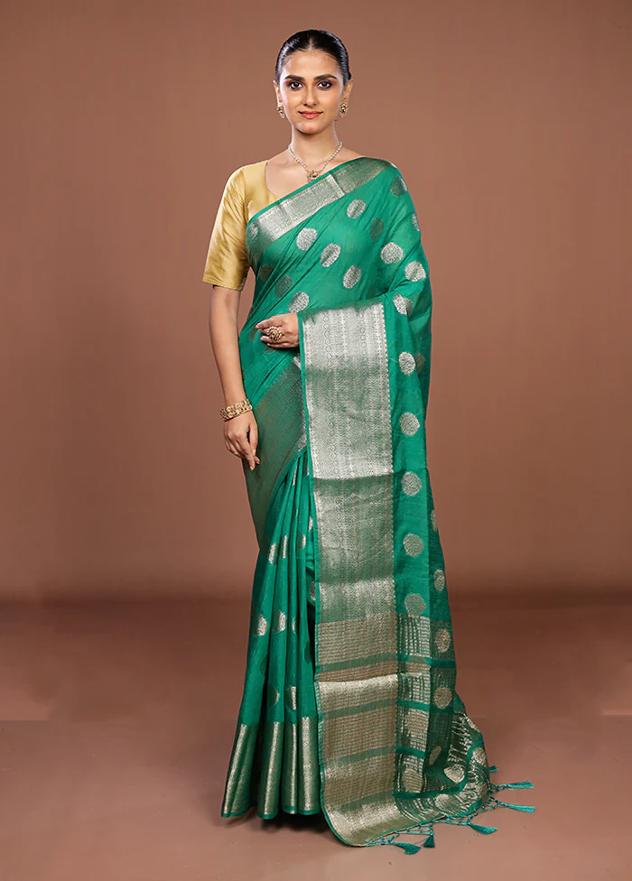 Green Dupion Silk Saree With Blouse Piece - Image 2