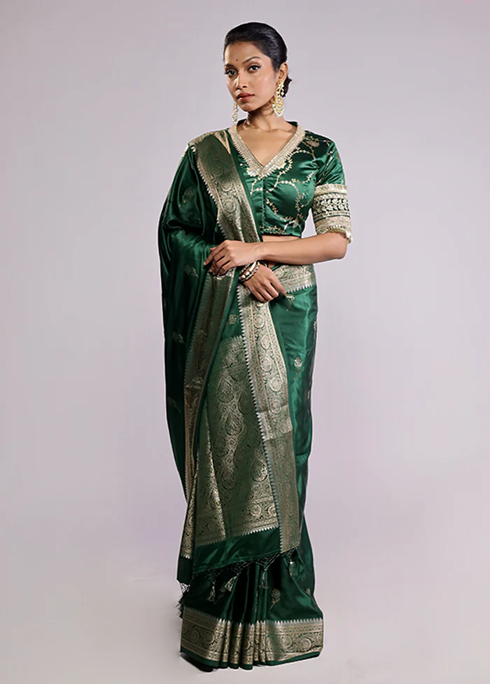 Green Dupion Silk Saree With Blouse Piece - Image 2