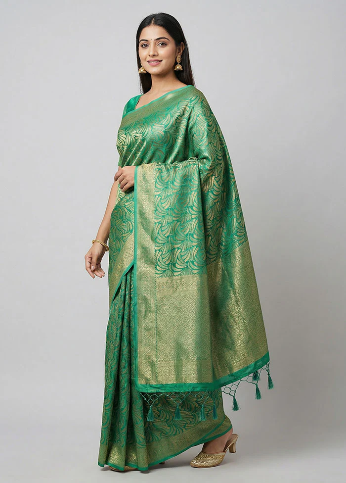 Green Dupion Silk Saree With Blouse Piece