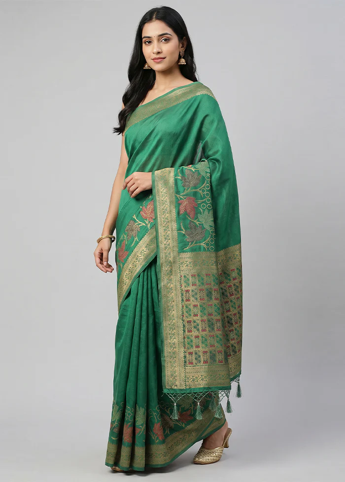 Green Dupion Silk Saree With Blouse Piece