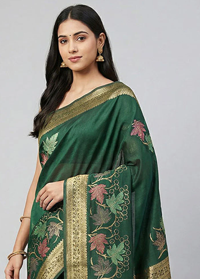 Green Dupion Silk Saree With Blouse Piece - Image 2