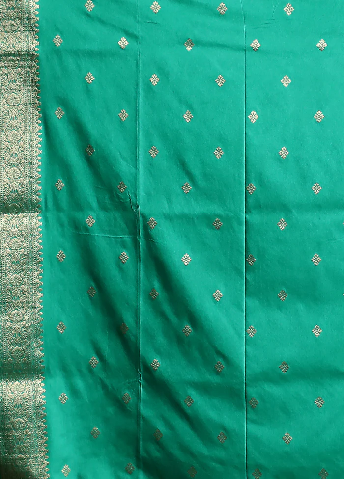 Green Dupion Silk Saree With Blouse Piece - Image 5