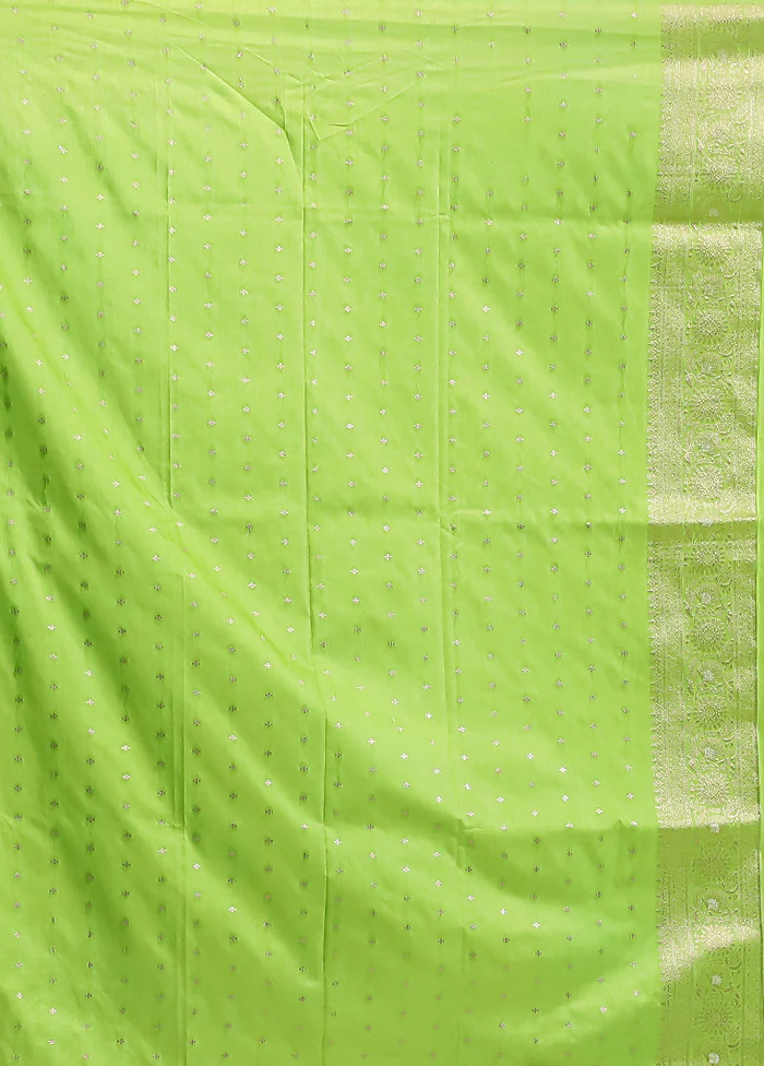 Green Dupion Silk Saree With Blouse Piece - Image 5
