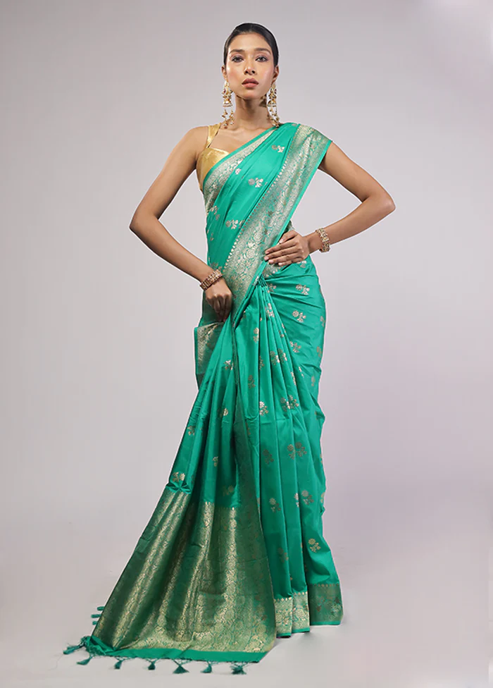 Green Dupion Silk Saree With Blouse Piece - Image 2