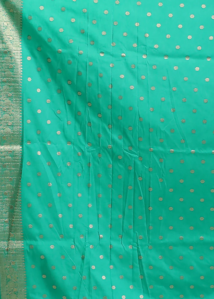 Green Dupion Silk Saree With Blouse Piece - Image 5