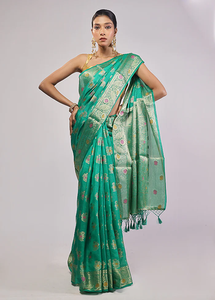 Green Dupion Silk Saree With Blouse Piece - Image 2