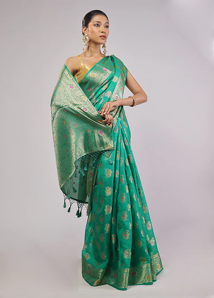 Green Dupion Silk Saree With Blouse Piece - Image 4