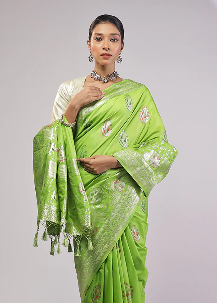 Green Dupion Silk Saree With Blouse Piece