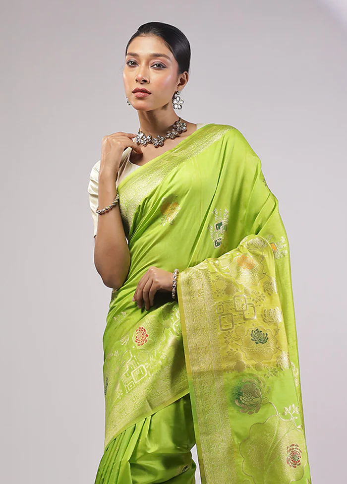 Green Dupion Silk Saree With Blouse Piece