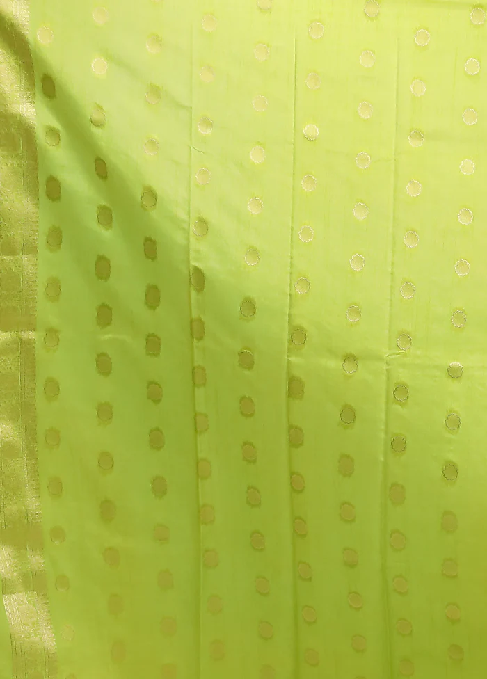Green Dupion Silk Saree With Blouse Piece - Image 5