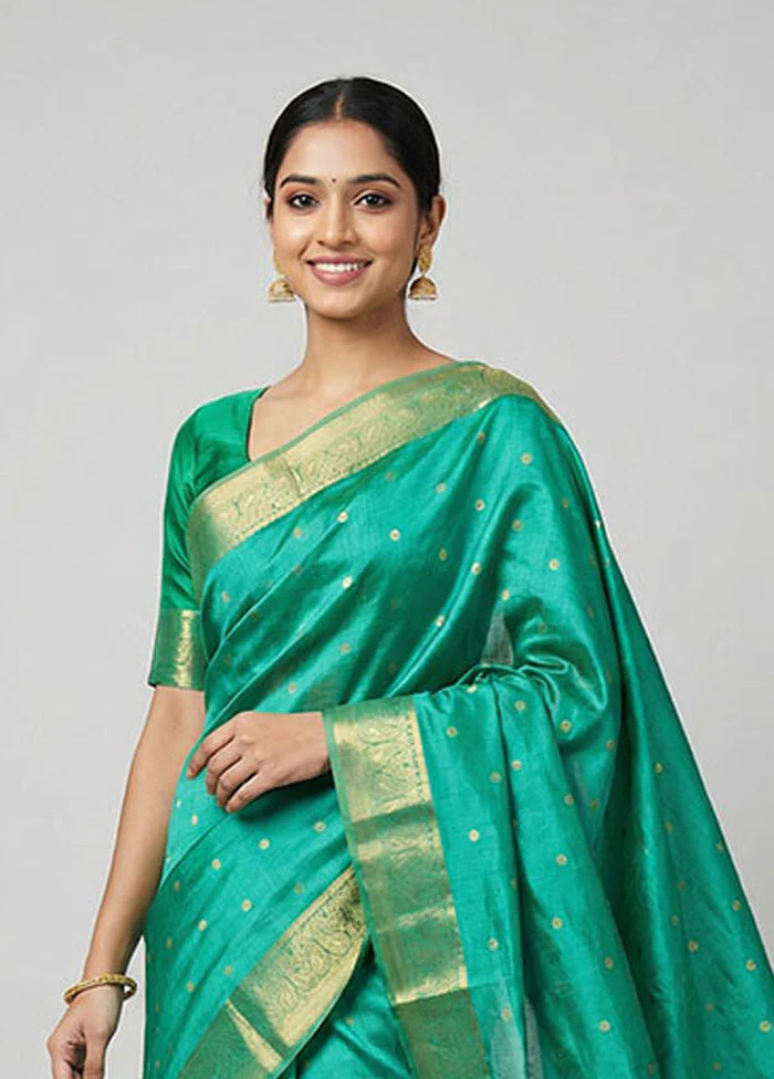 Green Dupion Silk Saree With Blouse Piece - Image 2