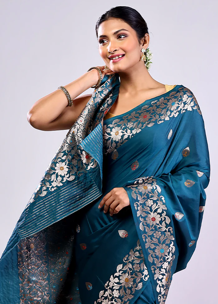 Green Dupion Silk Saree With Blouse Piece