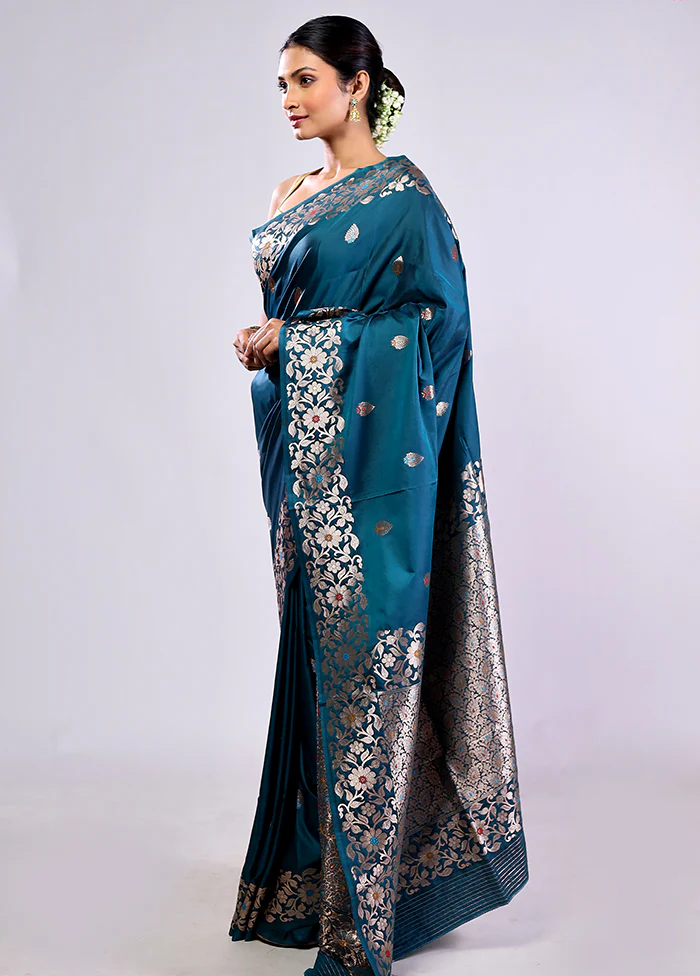 Green Dupion Silk Saree With Blouse Piece - Image 4
