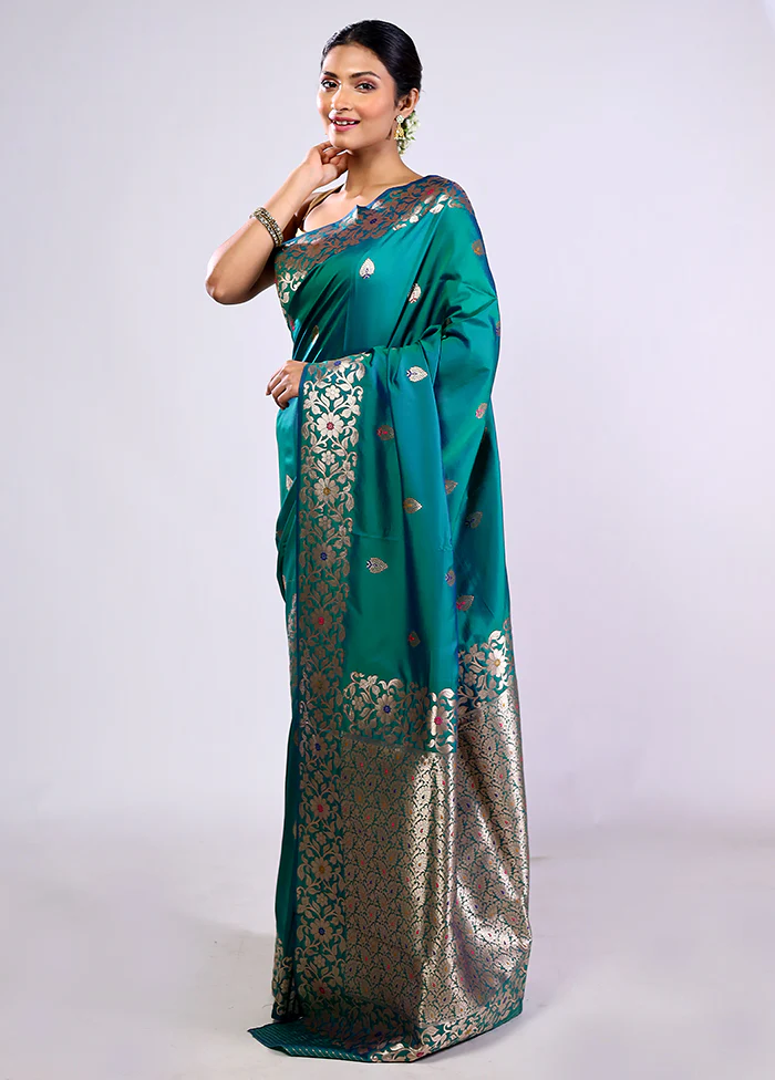 Green Dupion Silk Saree With Blouse Piece - Image 4