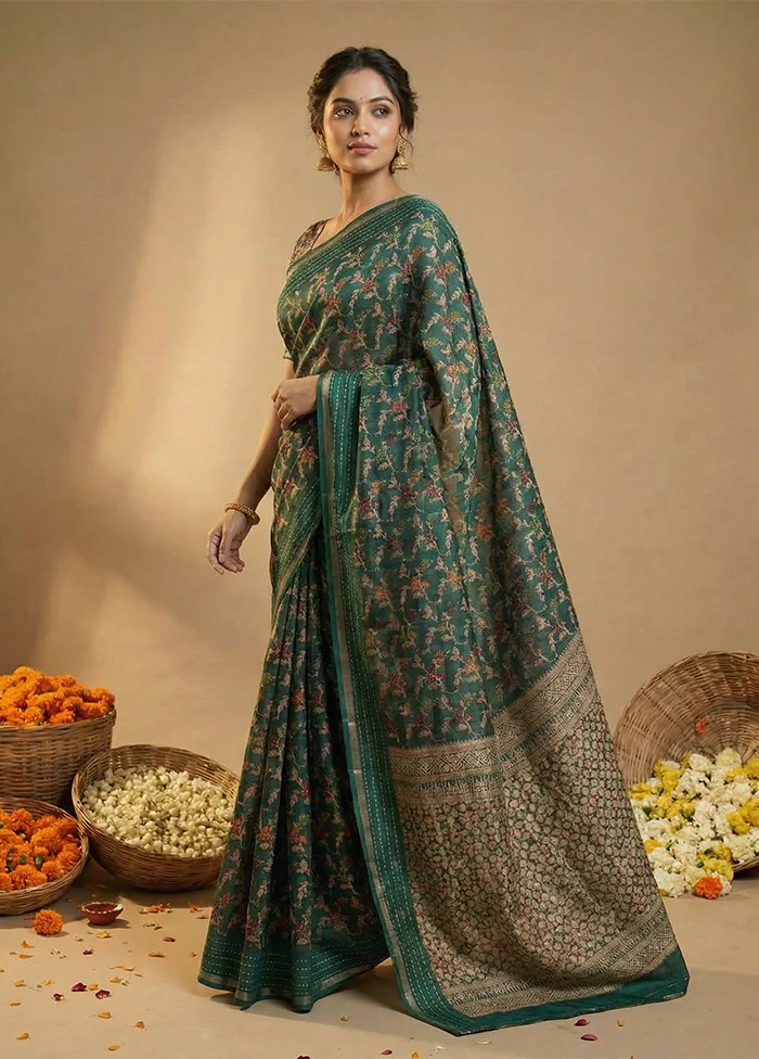 Green Dupion Silk Saree With Blouse Piece - Image 4