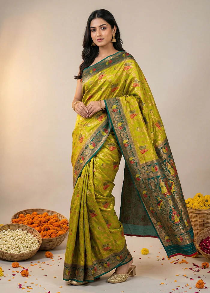 Green Dupion Silk Saree With Blouse Piece - Image 4