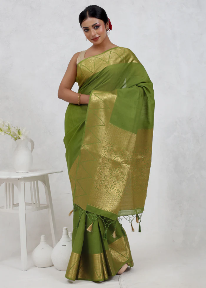 Green Dupion Silk Saree With Blouse Piece - Image 2