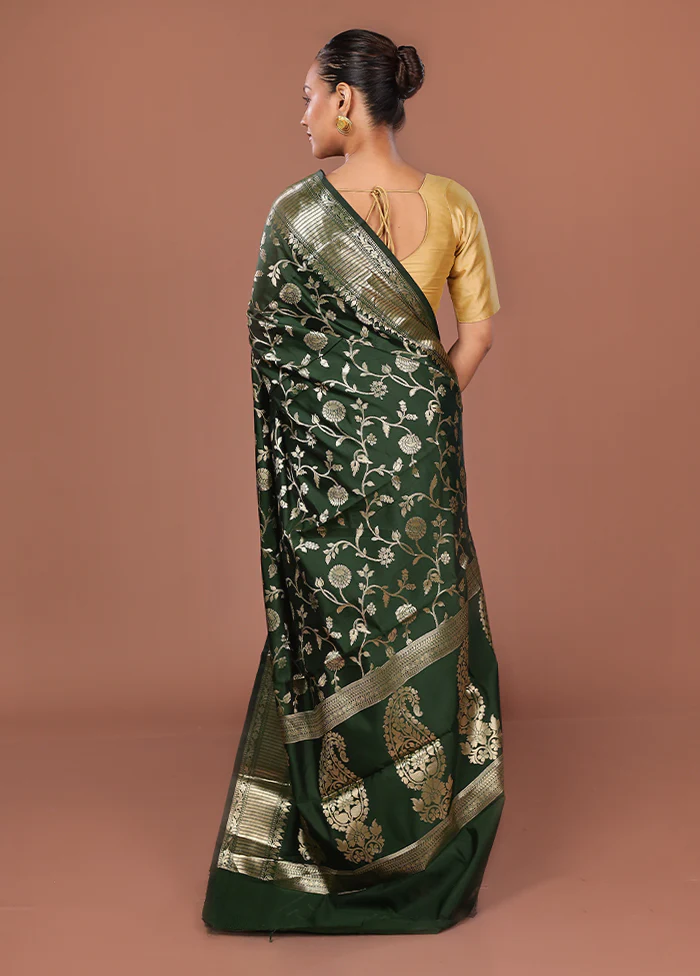 Green Dupion Silk Saree With Blouse Piece - Image 3