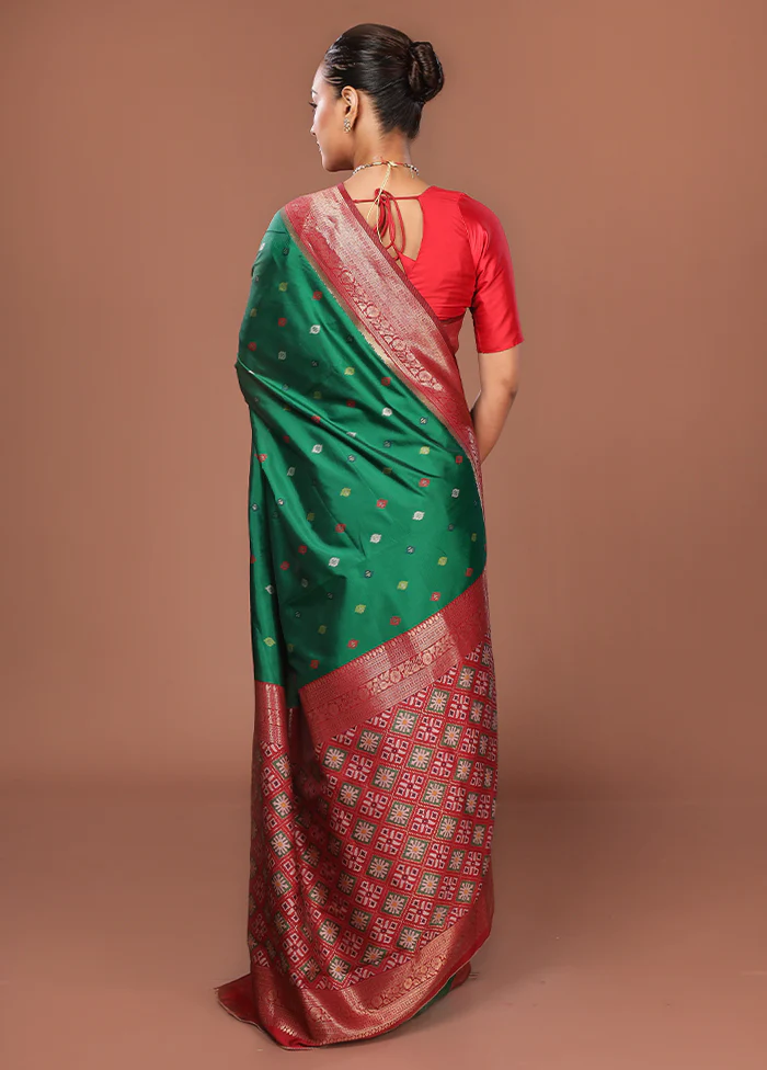 Green Dupion Silk Saree With Blouse Piece - Image 3