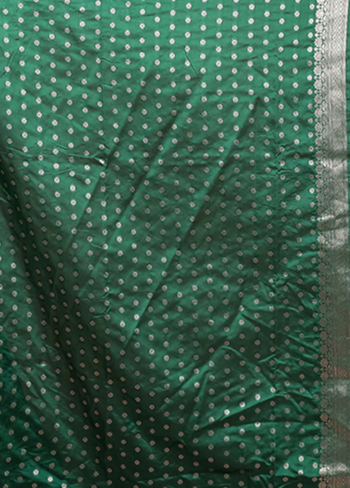 Green Dupion Silk Saree With Blouse Piece - Image 5