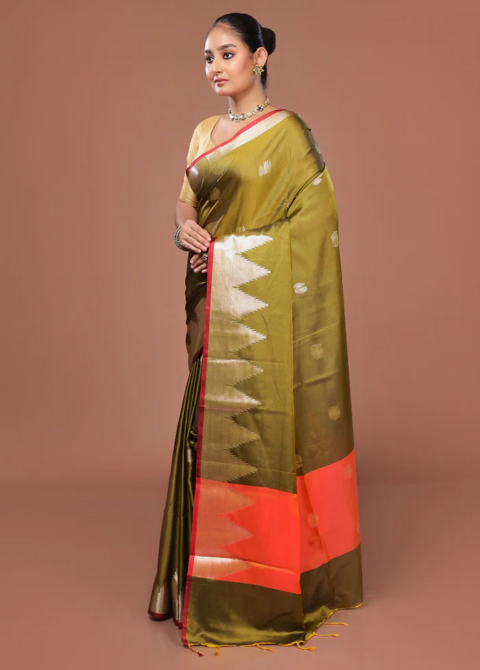 Green Dupion Silk Saree With Blouse Piece - Image 4