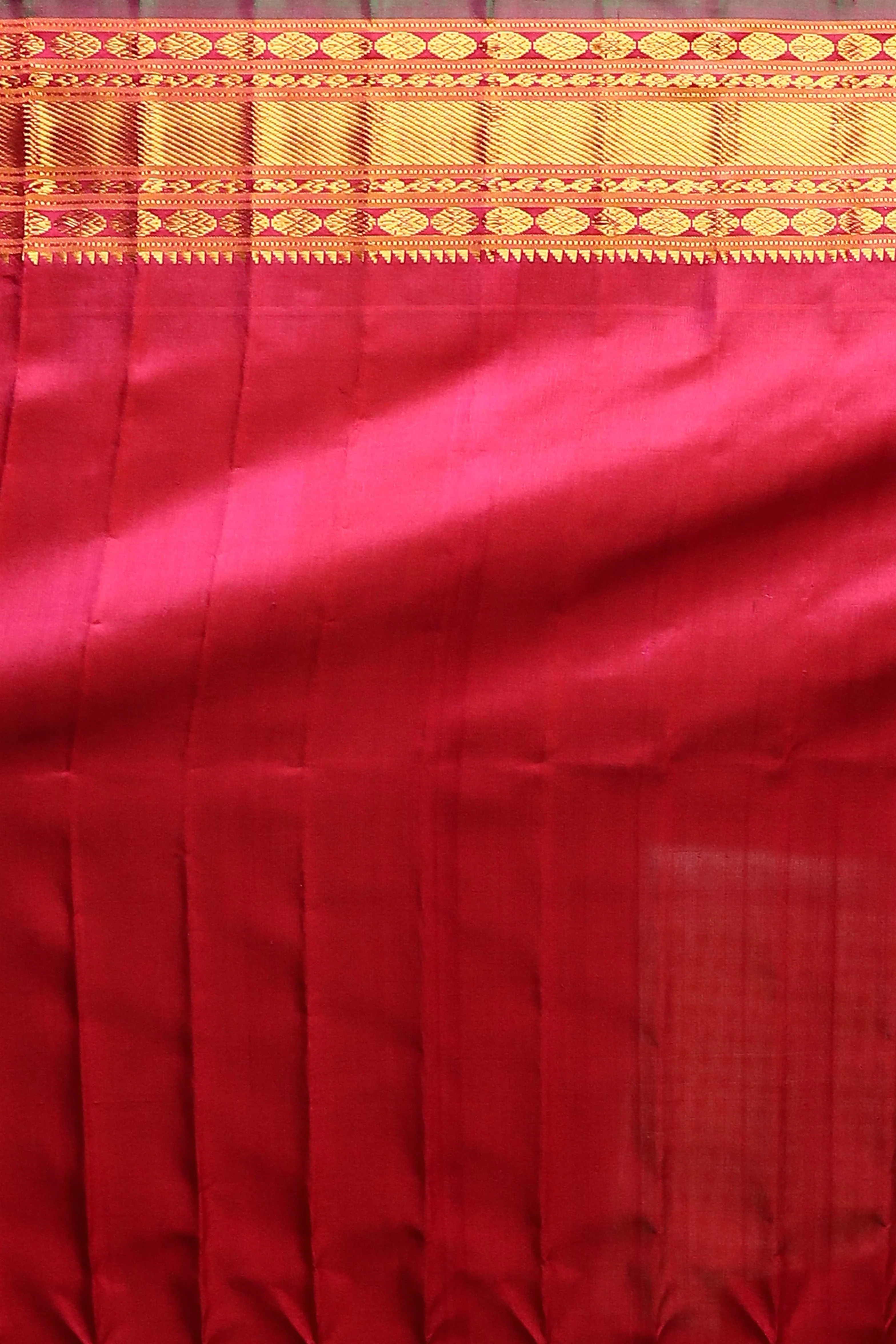 Green Gadwal Pure Silk Saree Without Blouse Piece - Image 6
